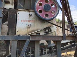 喜訊！中意C型顎式破碎機(jī)順利下線 環(huán)保砂石廠機(jī)型