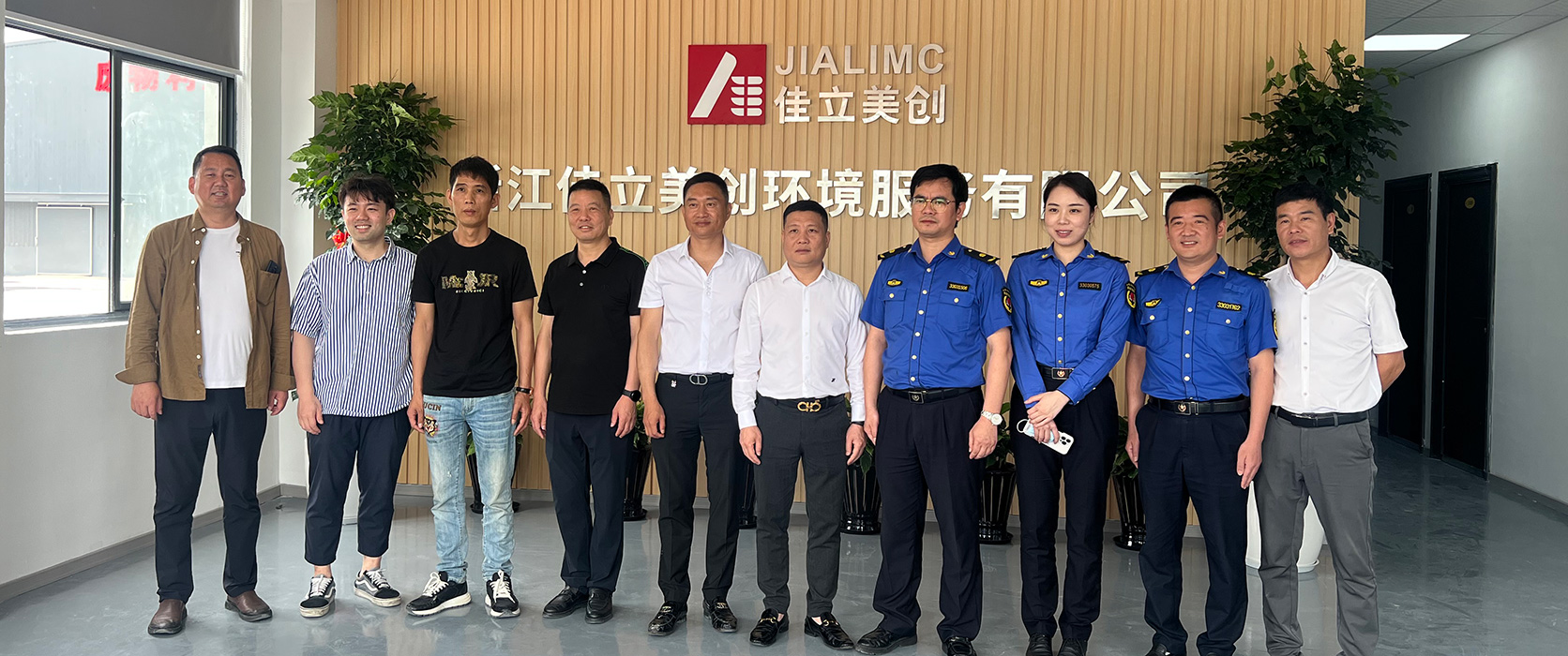 浙江溫州年處理量60萬(wàn)噸建筑裝修垃圾回收再利用現(xiàn)場(chǎng)，綜合利用率可達(dá)百分百